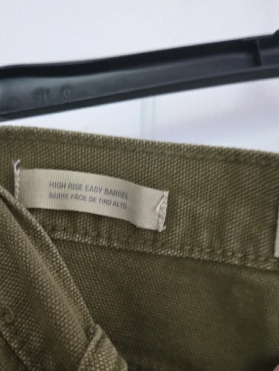 Universal Thread Olive Green Wide Leg Cargo Pants - Picture 3 of 9
